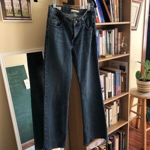 Levi's Middy Flare W26 L32